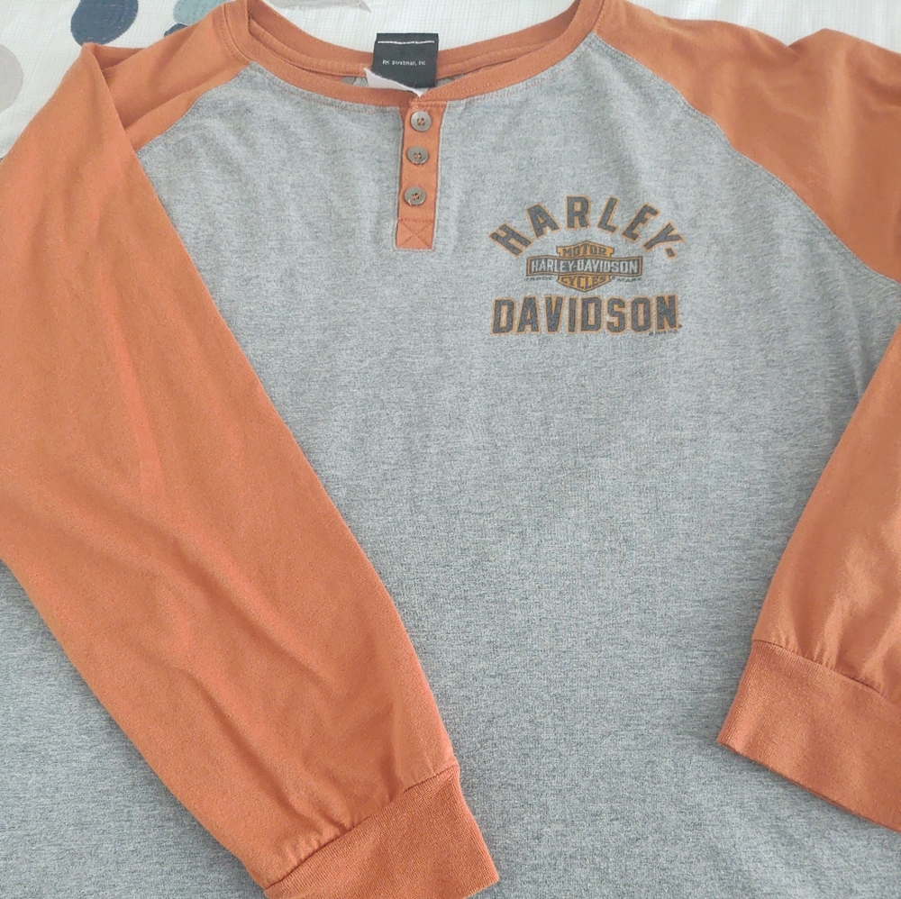 Henley style Harley T